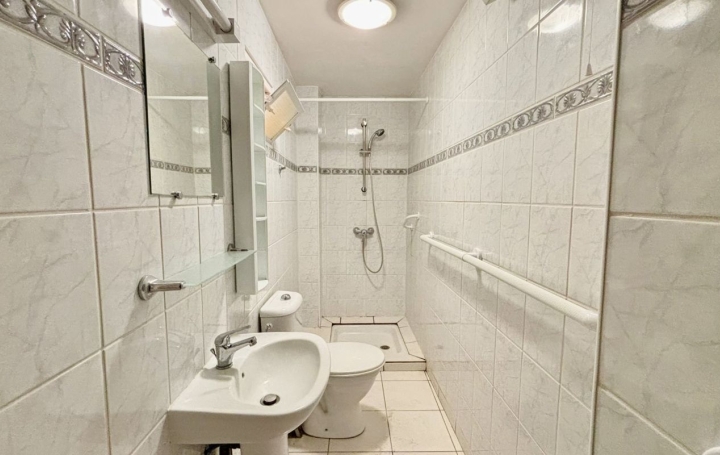 Maison de village BESSAN (34550)  190 m2 275 000 € 