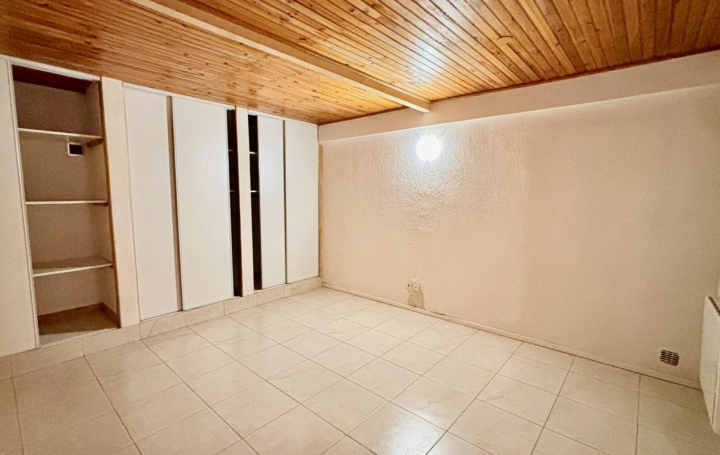 Maison de village BESSAN (34550)  190 m2 275 000 € 