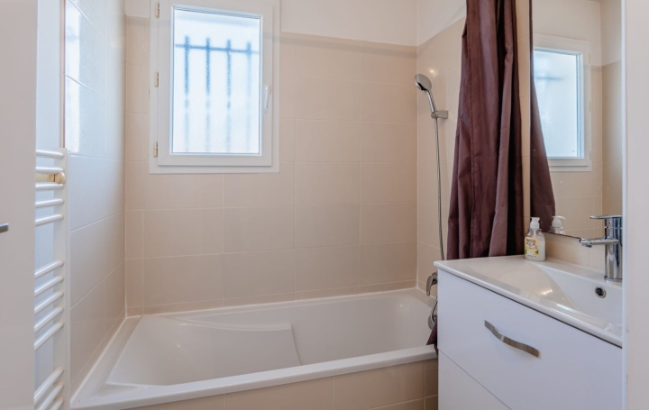 Villa SAINT-THIBERY (34630)  60 m2 248 000 € 