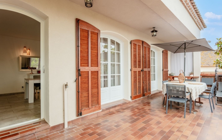 Villa BESSAN (34550)  135 m2 374 900 € 