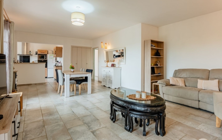 Villa BESSAN (34550)  135 m2 374 900 € 