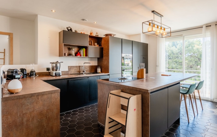 Maison BEZIERS (34500)  184 m2 349 000 € 
