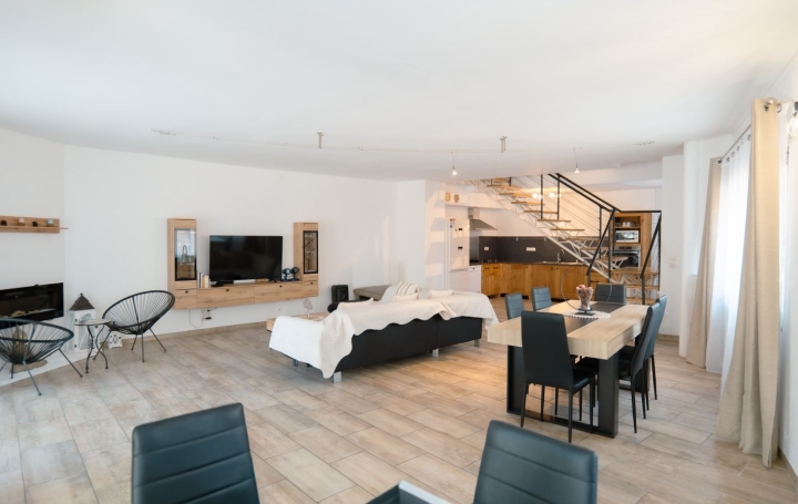 Maison ADISSAN (34230)  176 m2 224 900 € 