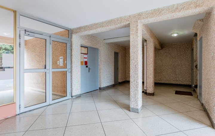 3 Pièces BEZIERS (34500)  6 m2 99 000 € 