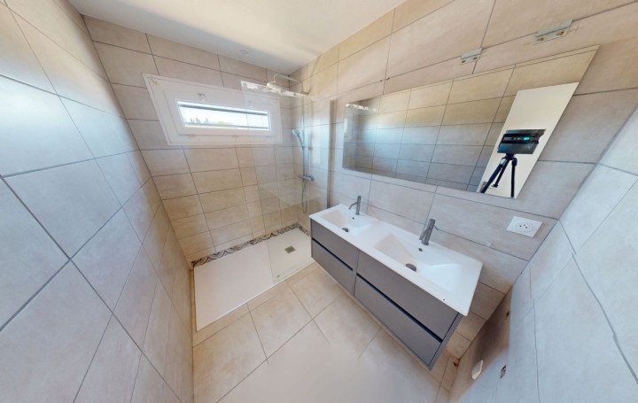 Villa BESSAN (34550)  100 m2 324 900 € 