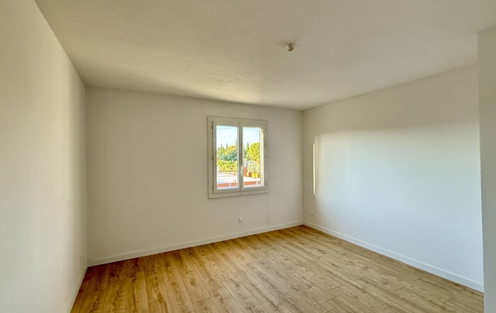 Villa BESSAN (34550)  100 m2 349 000 € 