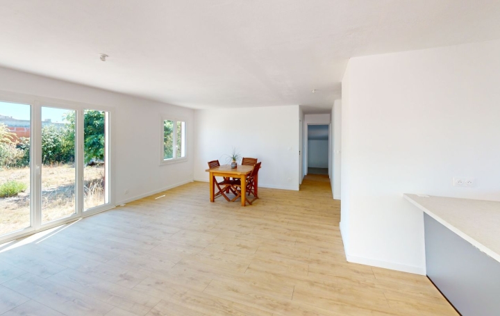 Villa BESSAN (34550)  100 m2 349 000 € 