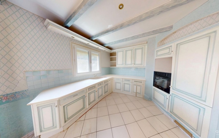Maison BEZIERS (34500)  142 m2 379 900 € 