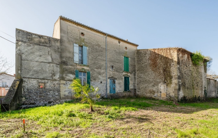 Domaine MONTBLANC (34290)  765 m2 299 800 € 