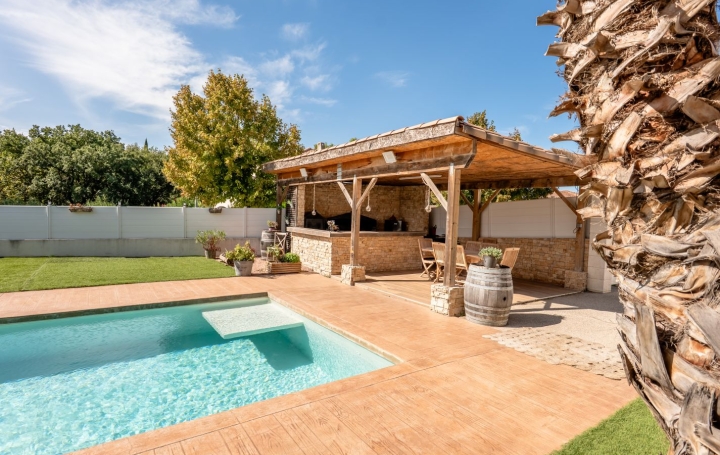 Villa GIGNAC (34150)  160 m2 524 900 € 
