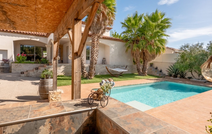 Villa GIGNAC (34150)  160 m2 524 900 € 