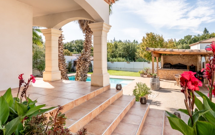 Villa GIGNAC (34150)  160 m2 524 900 € 