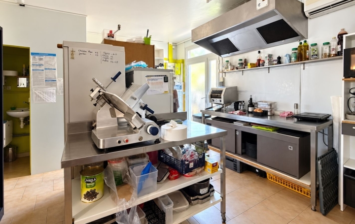 Activité commerciale LE GRAU-D'AGDE (34300)  90 m2 74 900 € 