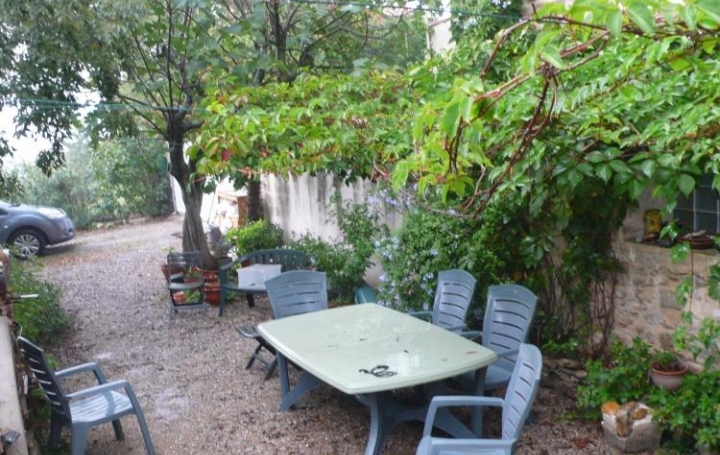 Réseau Immo-diffusion : Villa  MONTAGNAC  80 m2 745 € 