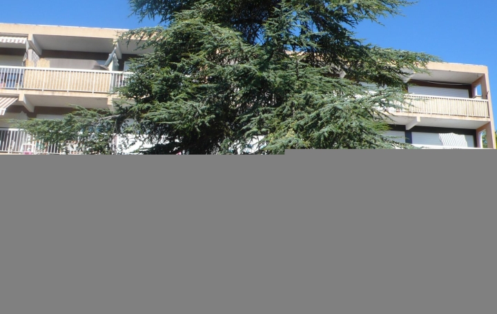 2 Pièces NIMES (30900)  32 m2 540 € 