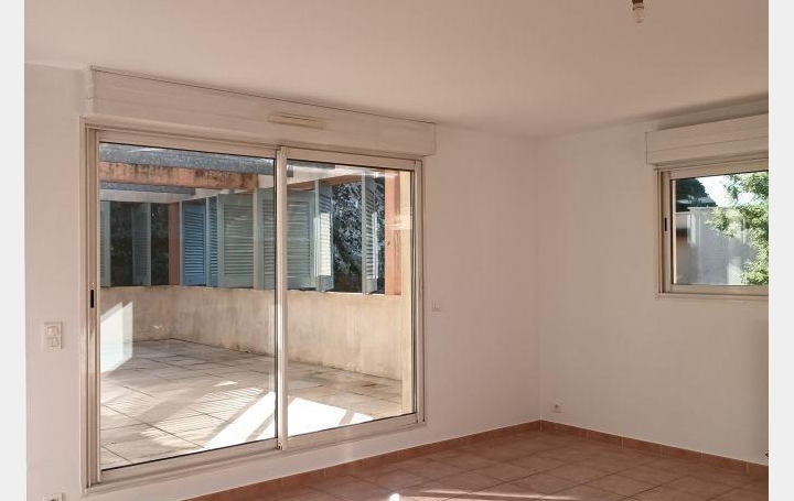 Réseau Immo-diffusion : Appartement P4  NIMES  104 m2 1 255 € 