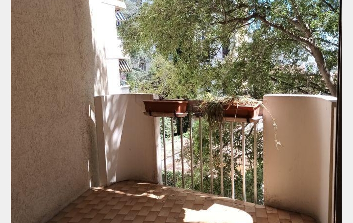 Appartement NIMES (30900) 41 m<sup>2</sup> 630 € 