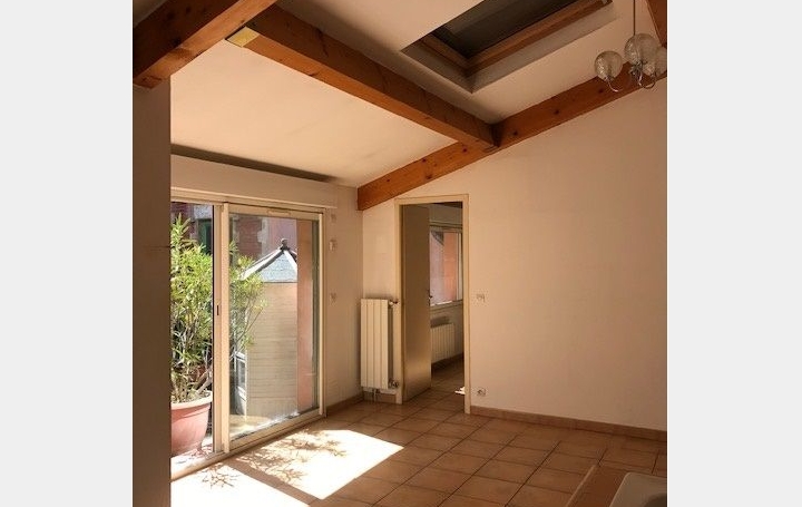 Appartement NIMES (30900) 43 m<sup>2</sup> 590 € 
