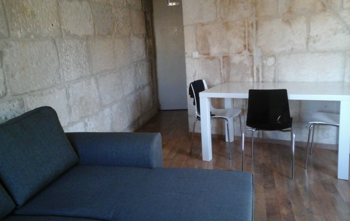 Appartement NIMES (30900) 34 m<sup>2</sup> 550 € 
