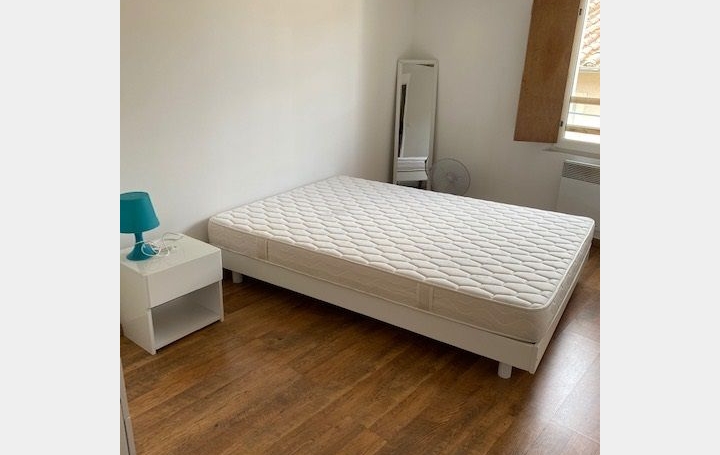 2 Pièces NIMES (30900)  34 m2 550 € 