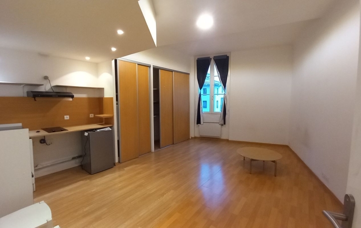 Appartement NIMES (30900) 28 m<sup>2</sup> 417 € 