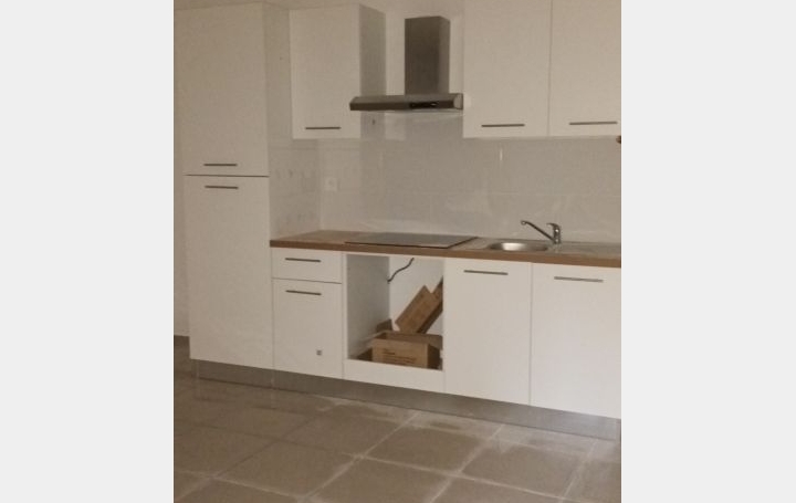 Appartement NIMES (30900) 60 m<sup>2</sup> 706 € 