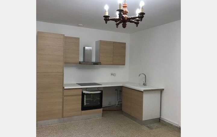 2 Pièces NIMES (30900)  36 m2 650 € 