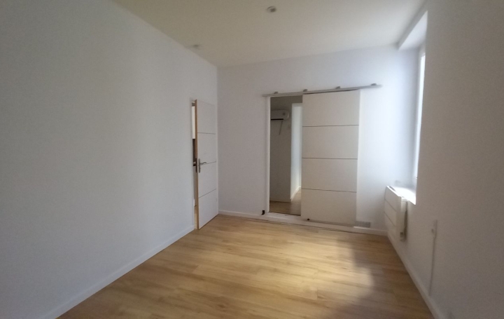 2 Pièces NIMES (30900)  40 m2 613 € 