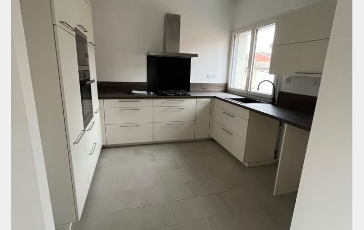 Appartement NIMES (30900) 71 m<sup>2</sup> 1 096 € 