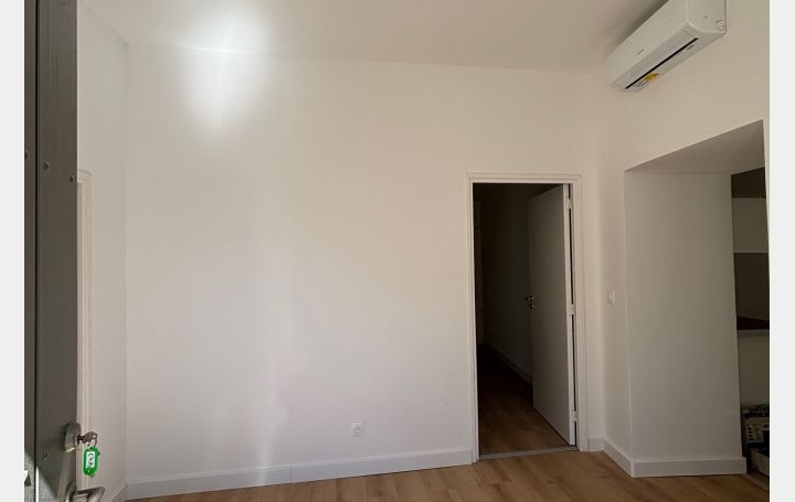 3 Pièces NIMES (30000)  59 m2 756 € 