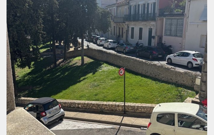 3 Pièces NIMES (30000)  59 m2 756 € 