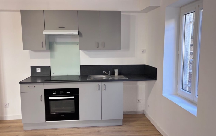 Appartement NIMES (30900) 38 m<sup>2</sup> 580 € 