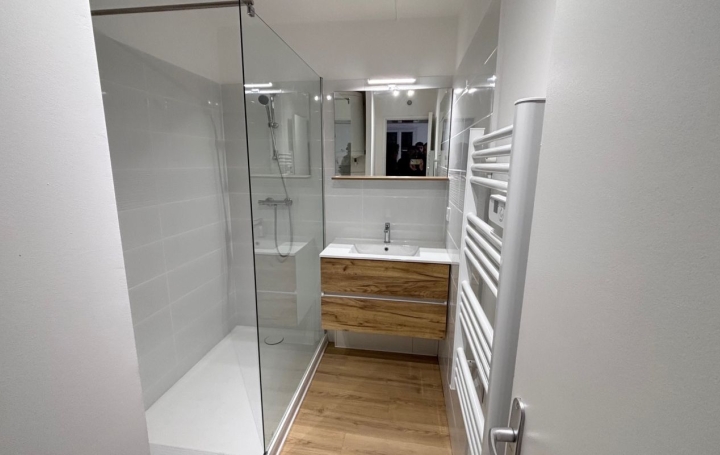 2 Pièces NIMES (30900)  38 m2 580 € 