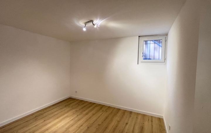 2 Pièces NIMES (30900)  38 m2 580 € 