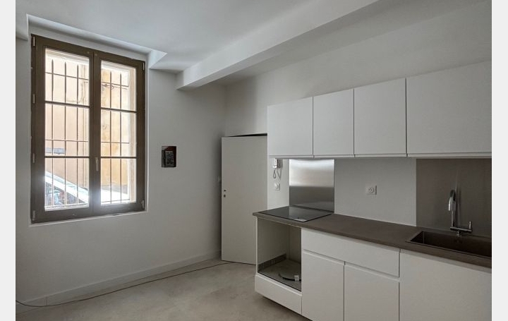 Appartement NIMES (30900) 32 m<sup>2</sup> 510 € 