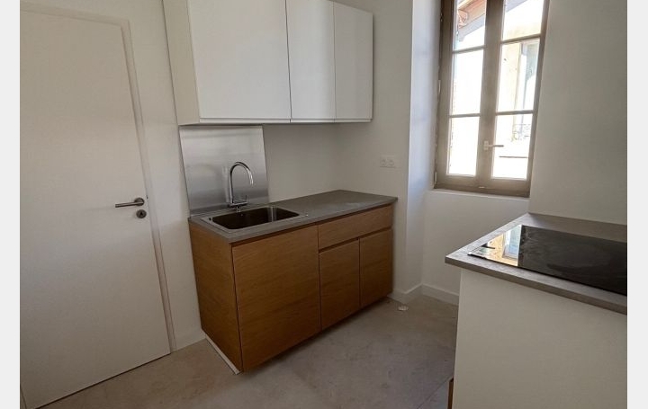 Appartement NIMES (30900) 38 m<sup>2</sup> 620 € 