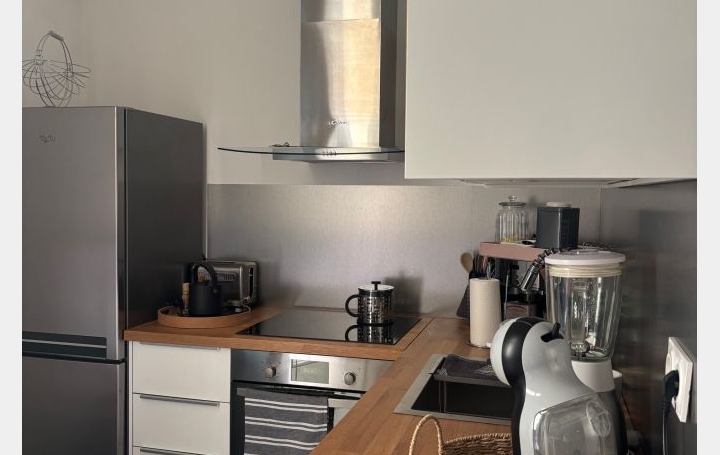 3 Pièces NIMES (30000)  55 m2 670 € 