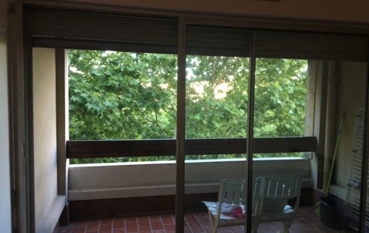 4 Pièces NIMES (30900)  96 m2 1 180 € 