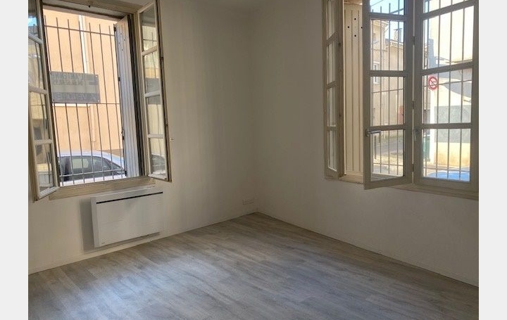2 Pièces NIMES (30900)  48 m2 585 € 