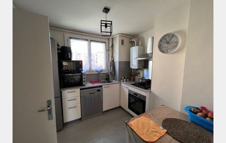 3 Pièces NIMES (30000)  55 m2 63 000 € 