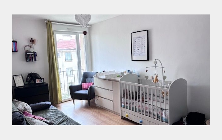 4 Pièces NIMES (30000)  84 m2 184 000 € 