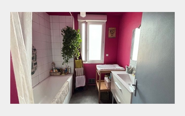 4 Pièces NIMES (30000)  84 m2 184 000 € 