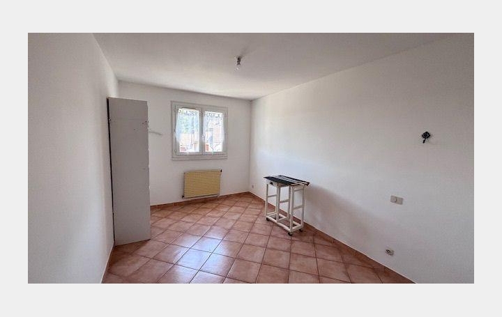 Villa NIMES (30900)  97 m2 272 000 € 