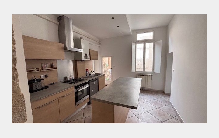 3 Pièces NIMES (30900)  83 m2 178 000 € 