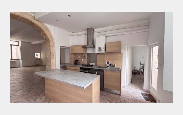 3 Pièces NIMES (30900)  83 m2 178 000 € 