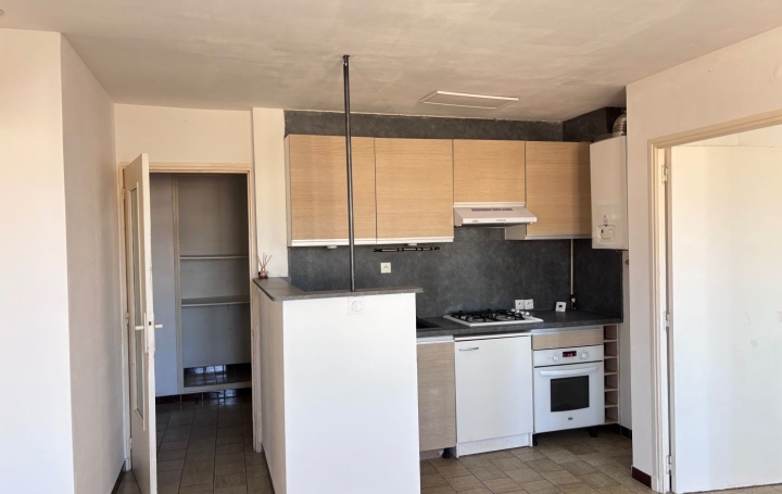 3 Pièces NIMES (30900)  47 m2 99 000 € 