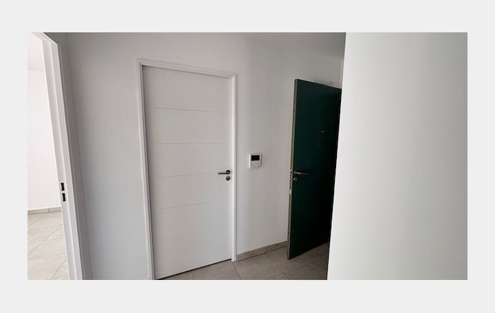 3 Pièces NIMES (30900)  57 m2 220 000 € 
