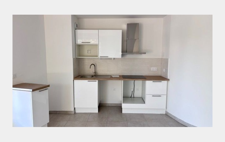 3 Pièces NIMES (30900)  62 m2 225 000 € 