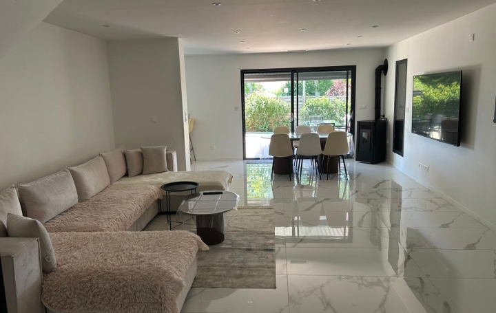 Maison PLAISSAN (34230)  120 m2 360 000 € 