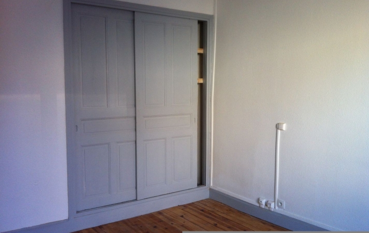 3 Pièces THIERS (63300)  90 m2 500 € 